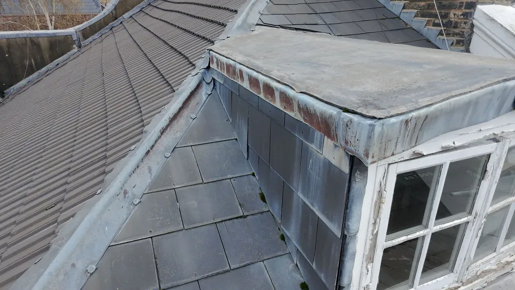 Drone roof inspection of a terraced property in islington